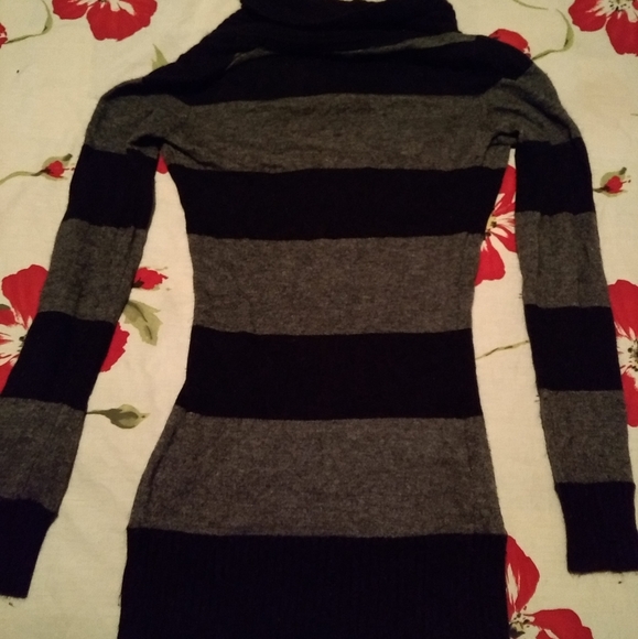 Women top le chateau - Picture 7 of 8